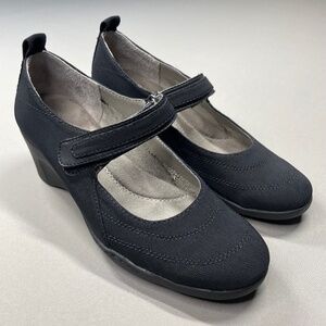 Aerosoles Shoes Womens 7.5 black tornado Mary Jane wedge casual classic